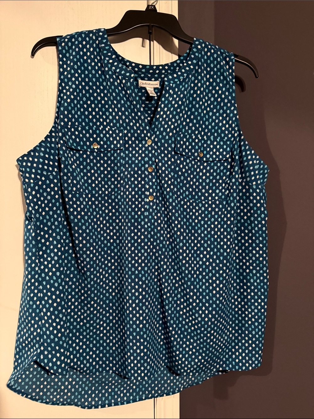 Croft & Barrow Teal Dot Sleeveless Button-Front Top